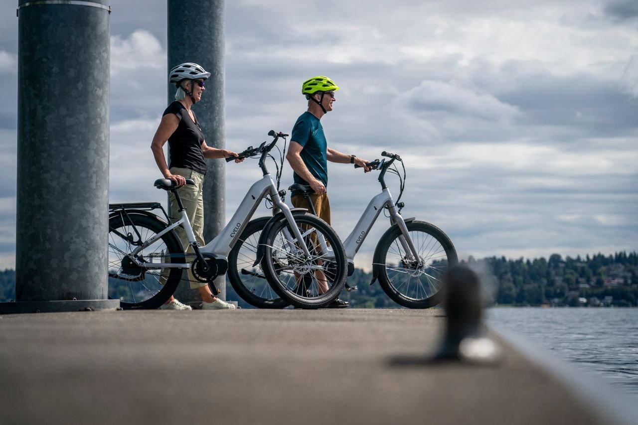 De beste fietshelm voor senioren op een elektrische fiets