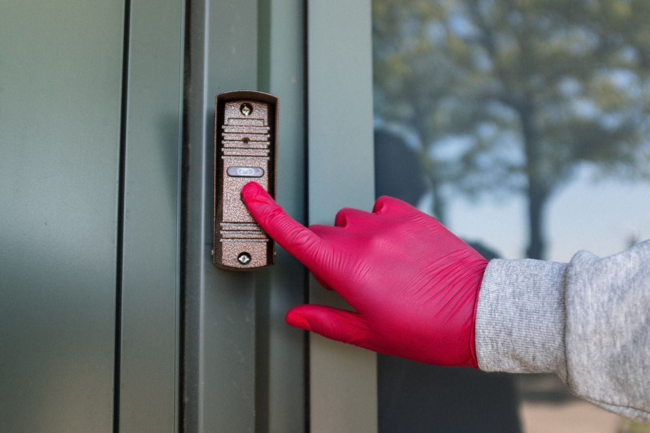 Welke slimme hulpmiddelen maken het huis makkelijker én veiliger om in te wonen?
